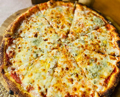 4 Formaggi (4 сыра)